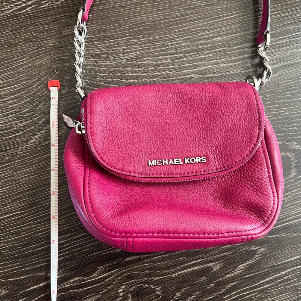 Michael Kors Fuchsia Crossbody Bag - Picture 4 of 5